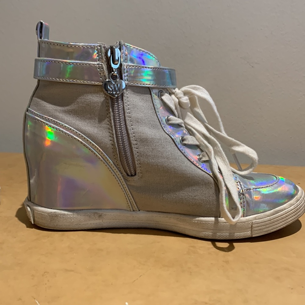 Stuart Weizmann Silver Metallic With Grey Heeled … - image 3